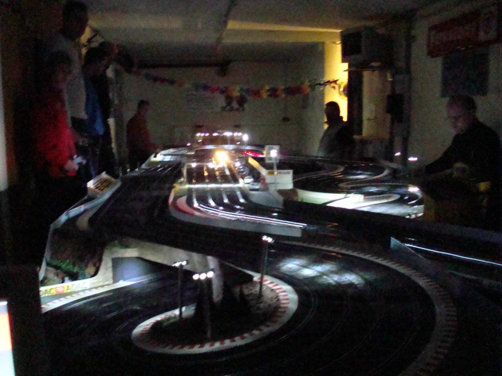 Flutlicht - Slotclub Spurtreuen